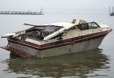 Abandoned Boats - An Abandoned Motorboat